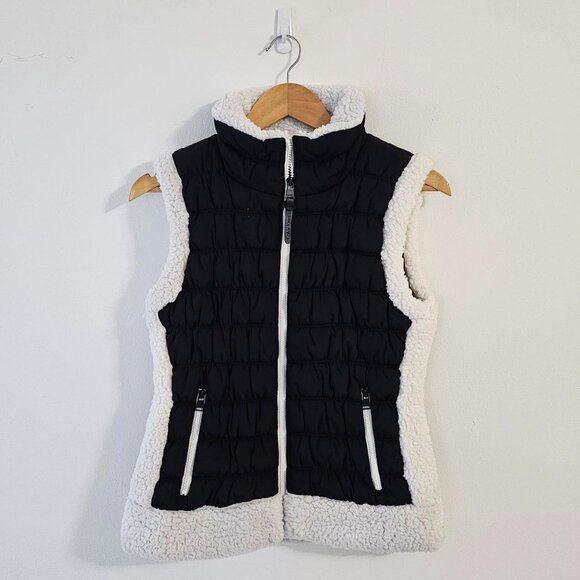 Calvin Klein Sherpa Lined Puffer Vest - Picture 2 of 4